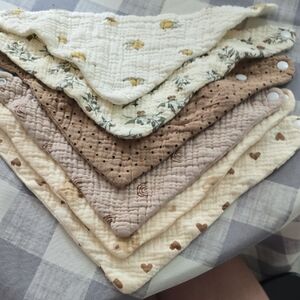 Set of Baby Bandana Bibs in Neutral Tones